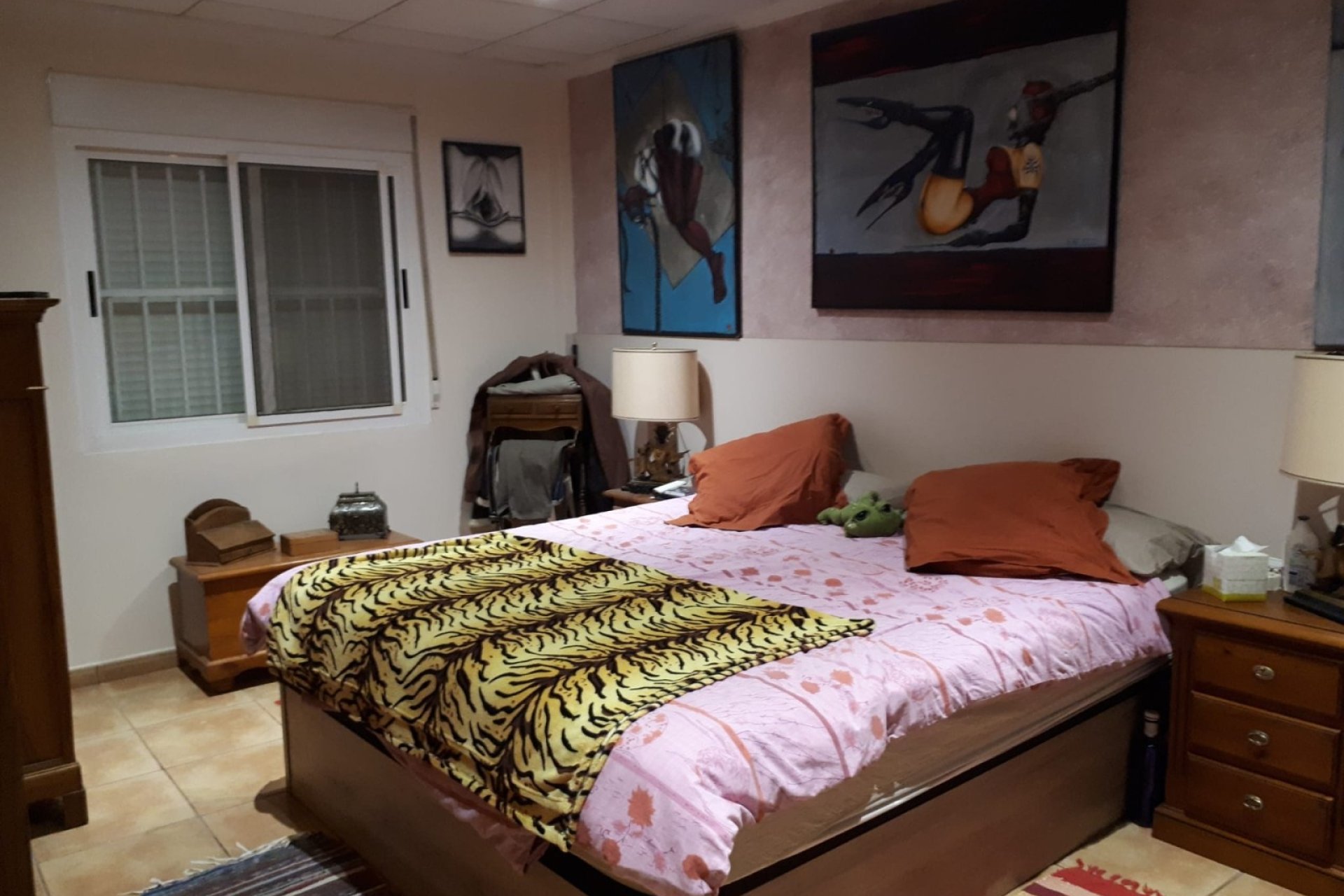 Herverkoop - Villa -
Villena - Inland