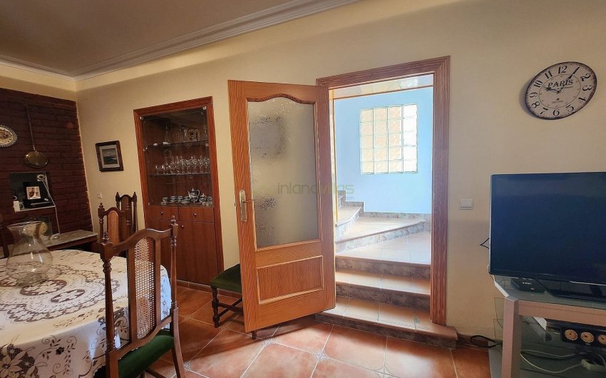 Herverkoop - Villa -
Villena