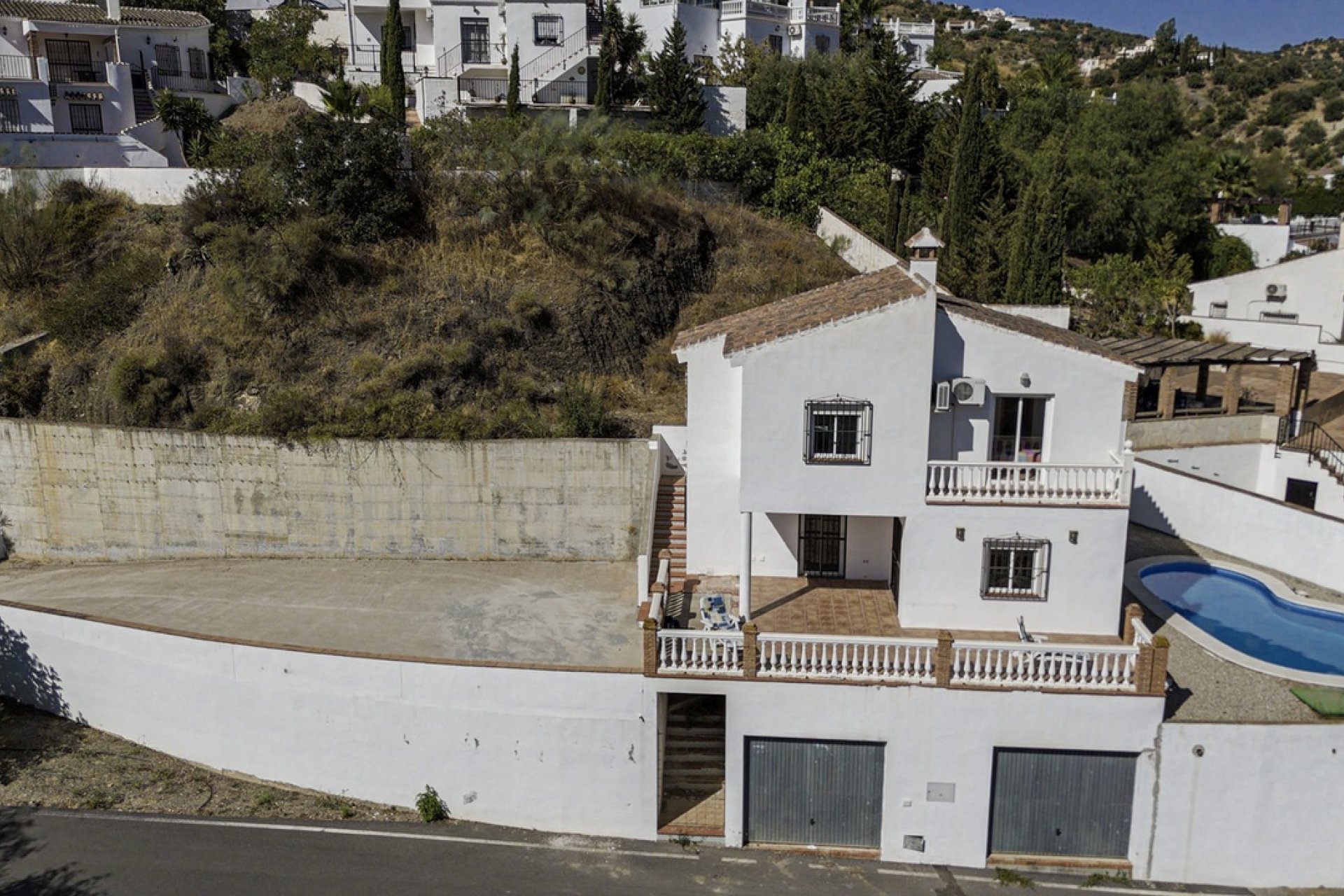 Herverkoop - Villa -
Vinuela - Inland