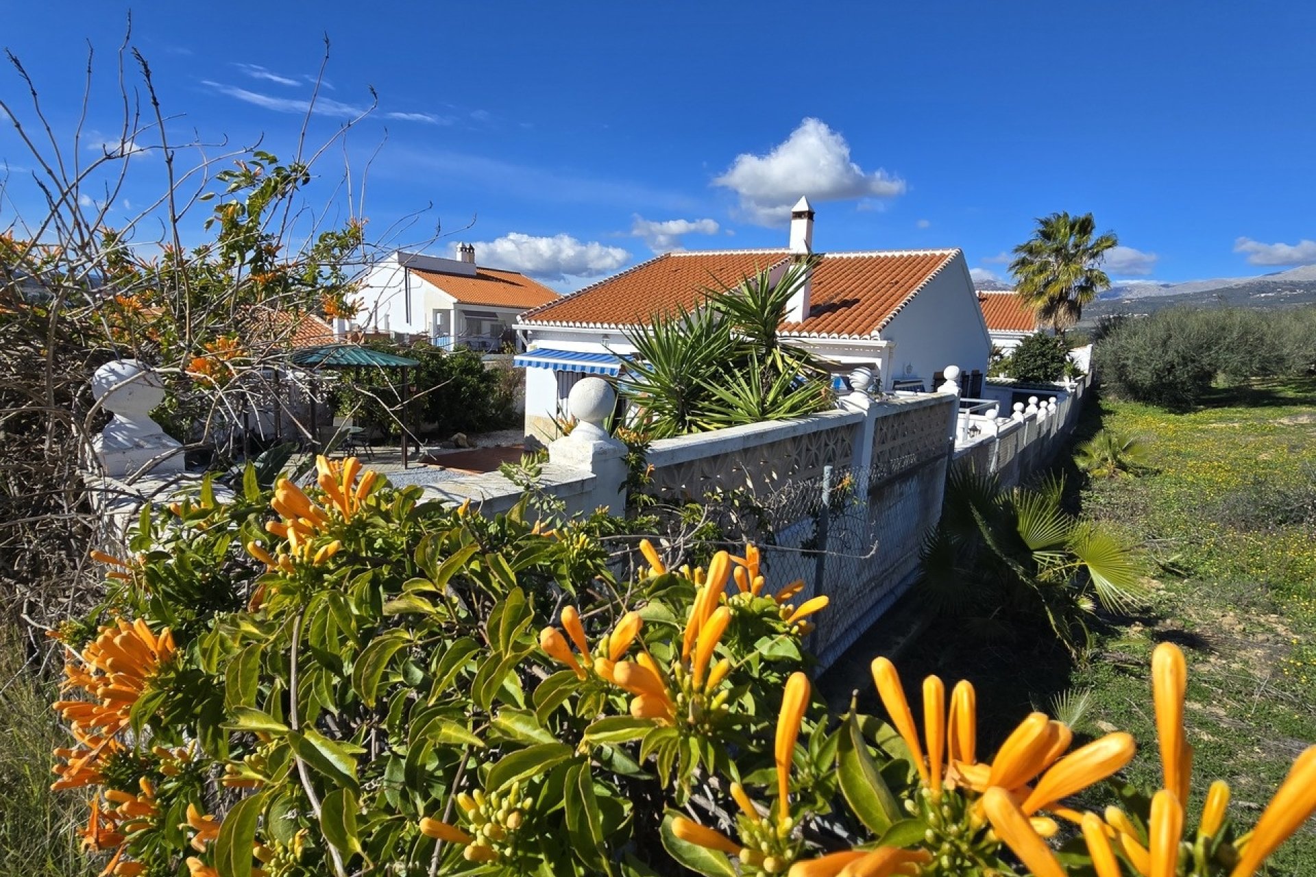 Herverkoop - Villa -
Vinuela - Inland