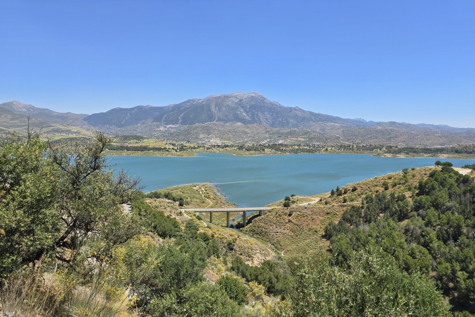 Herverkoop - Villa -
Vinuela - Inland