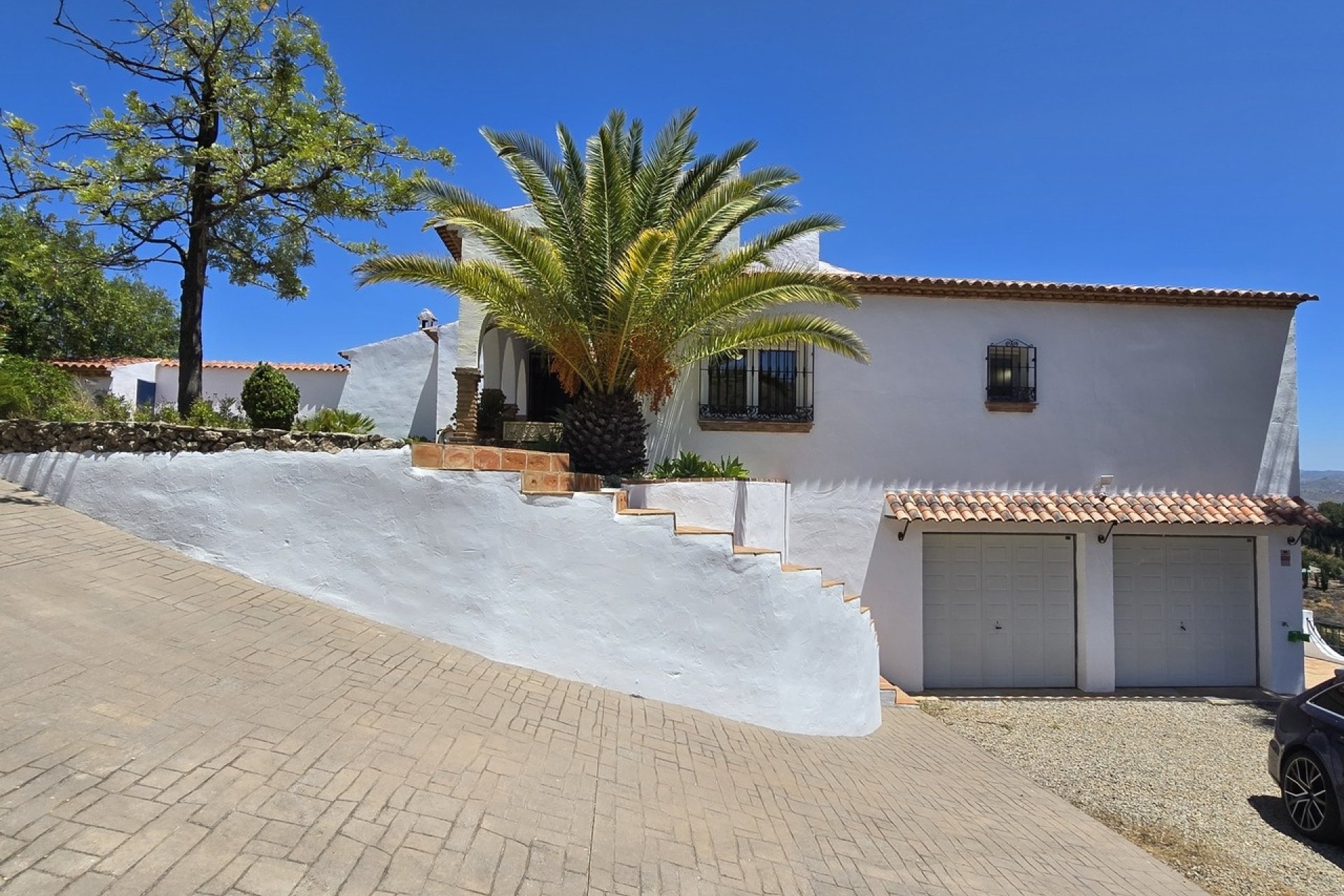 Herverkoop - Villa -
Vinuela - Inland