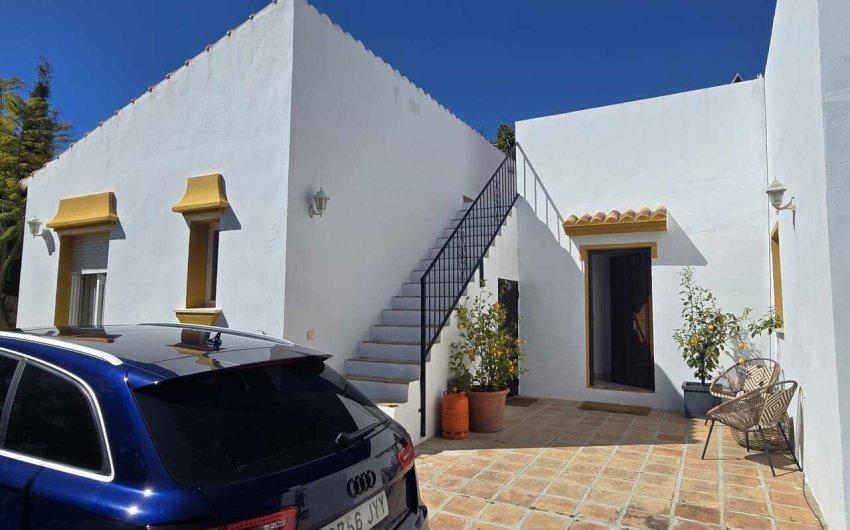 Herverkoop - Villa -
Vinuela - Inland