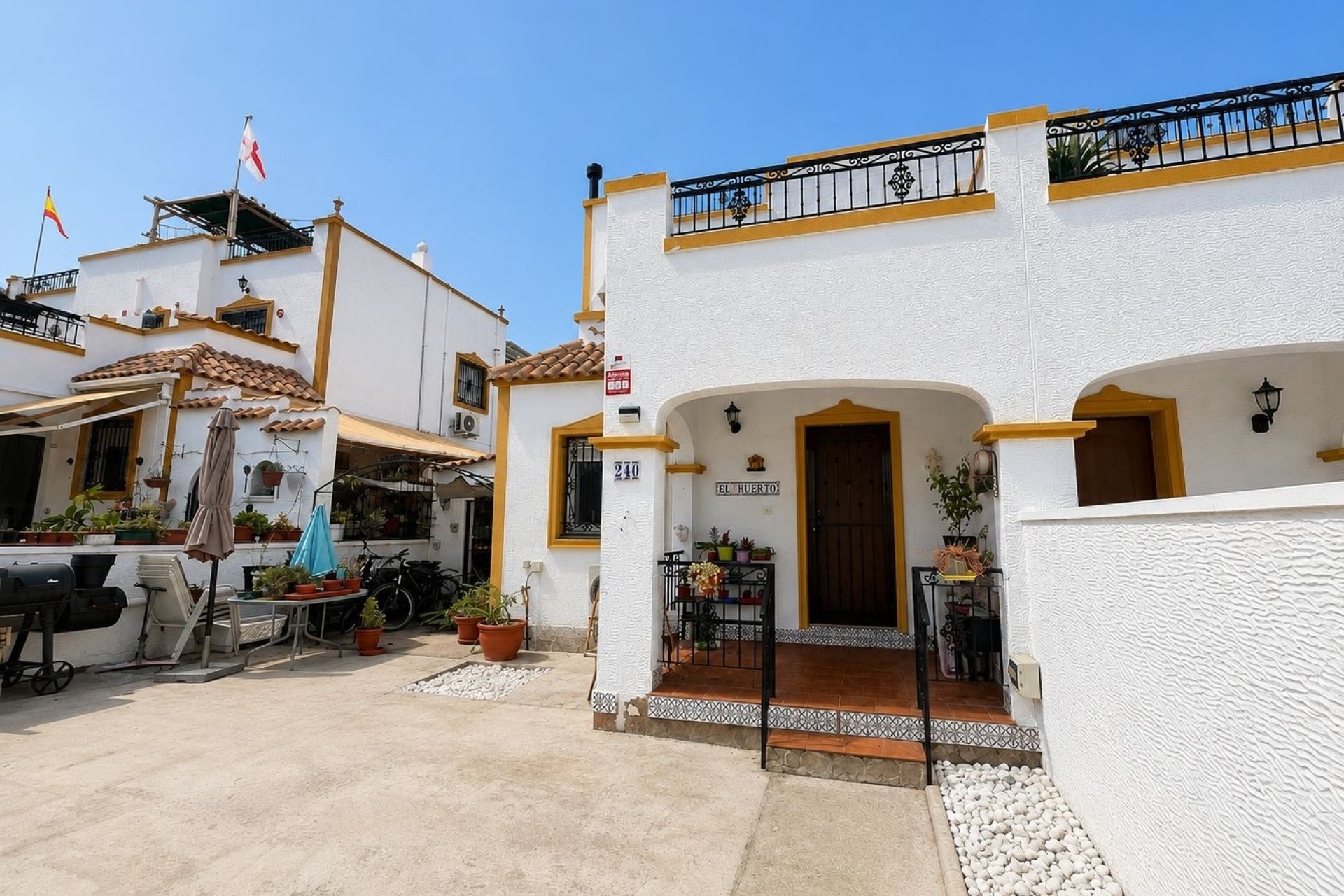 Herverkoop - Villa -
Vistabella Golf Entre Naranjos - Inland