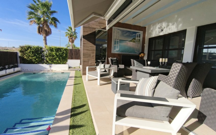 Herverkoop - Villa -
Vistabella Golf - Vistabella