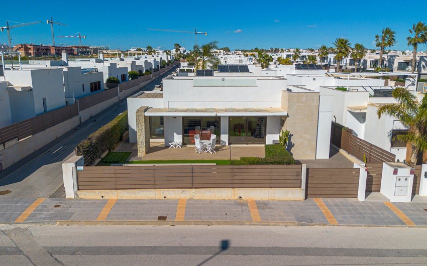 Herverkoop - Villa -
Vistabella Golf - Vistabella