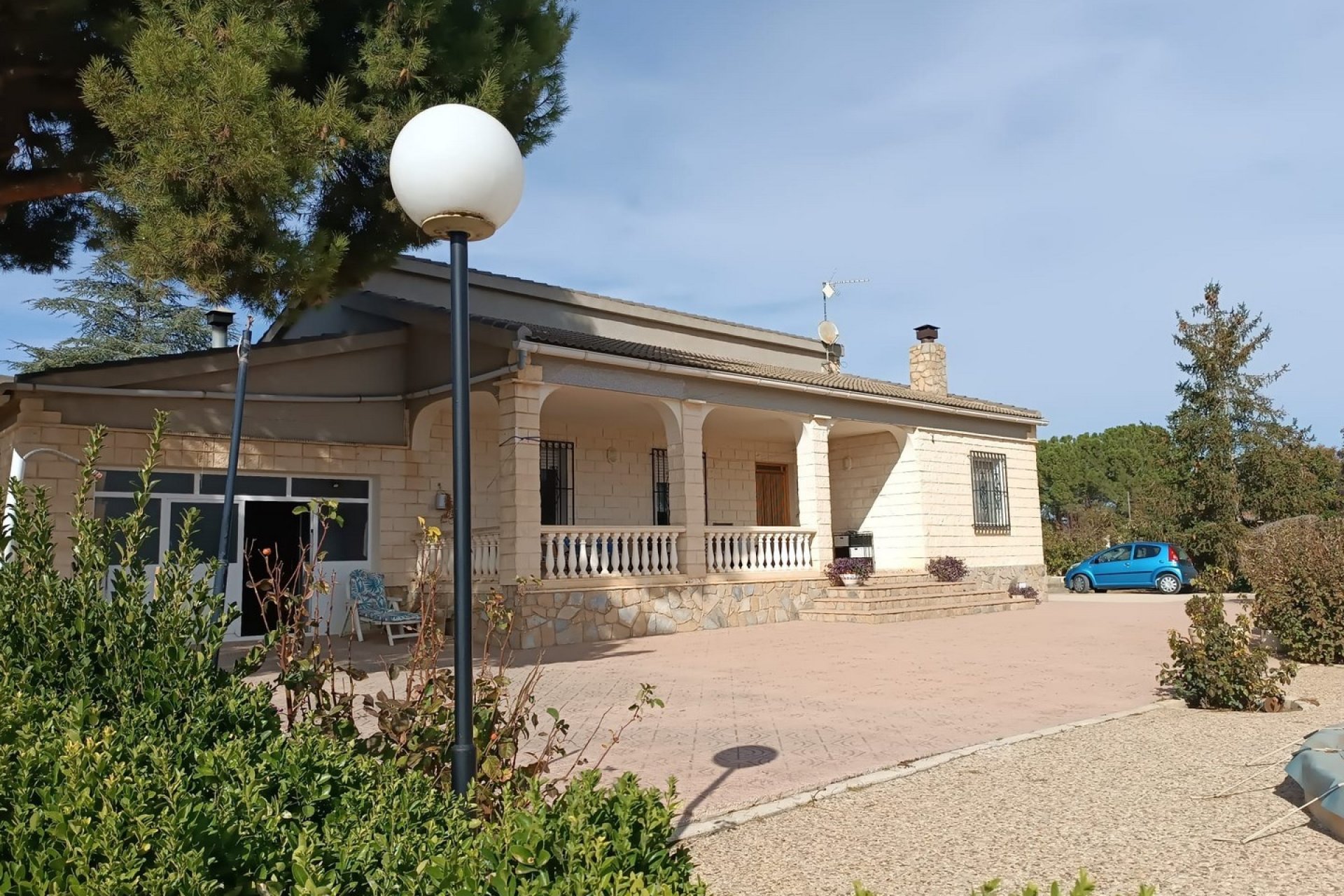 Herverkoop - Villa -
Yecla - Inland