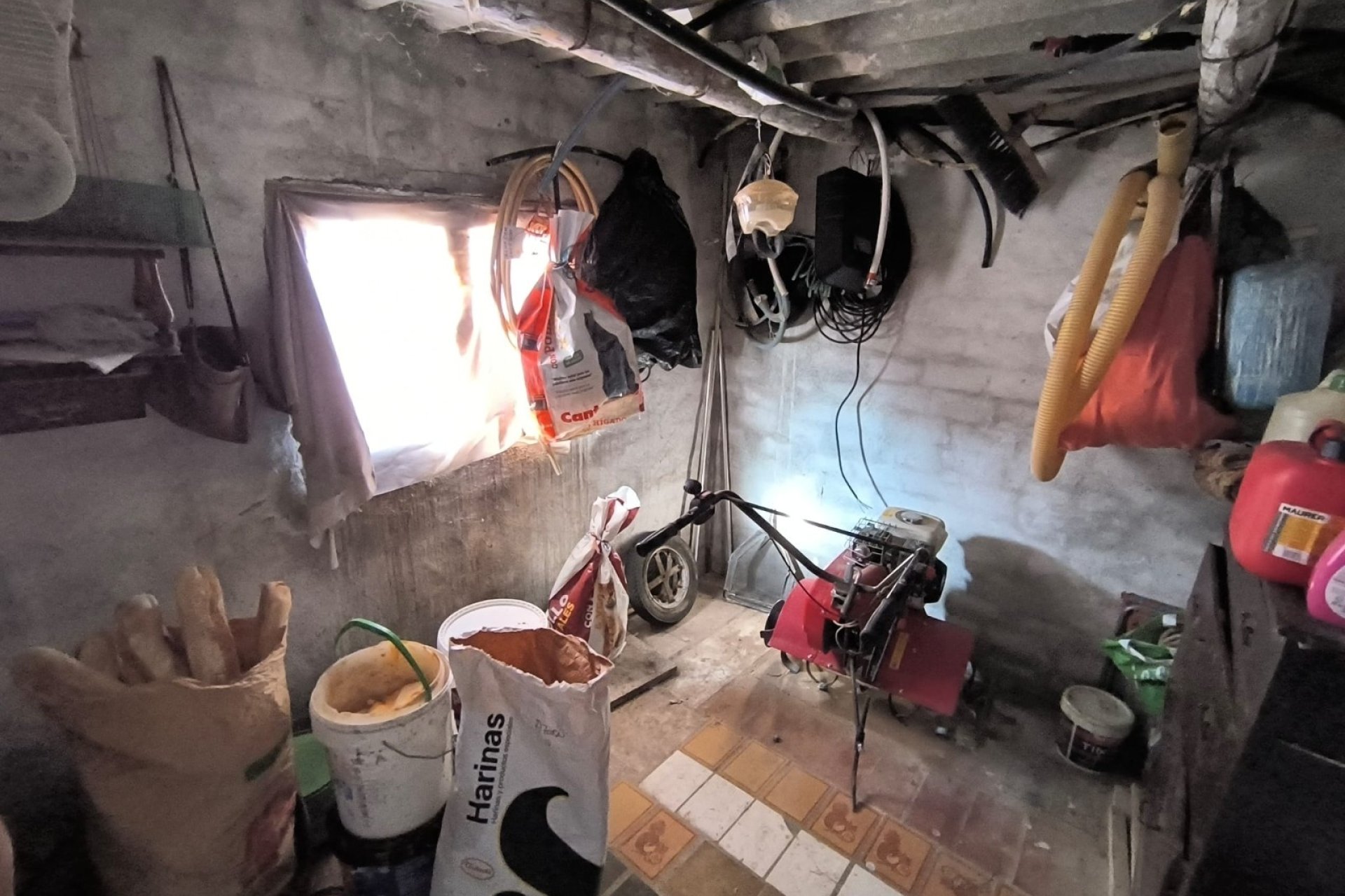 Herverkoop - Villa -
Yecla - Inland