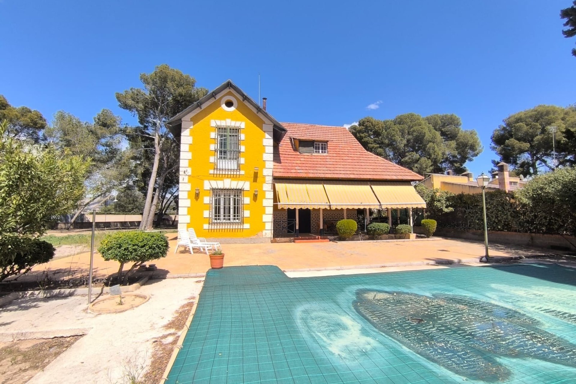 Herverkoop - Villa -
Yecla - Inland