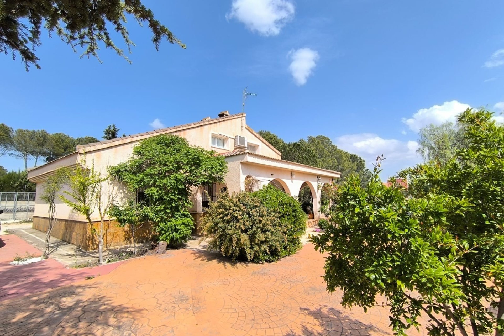 Herverkoop - Villa -
Yecla - Inland