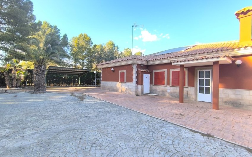 Herverkoop - Villa -
Yecla - Inland