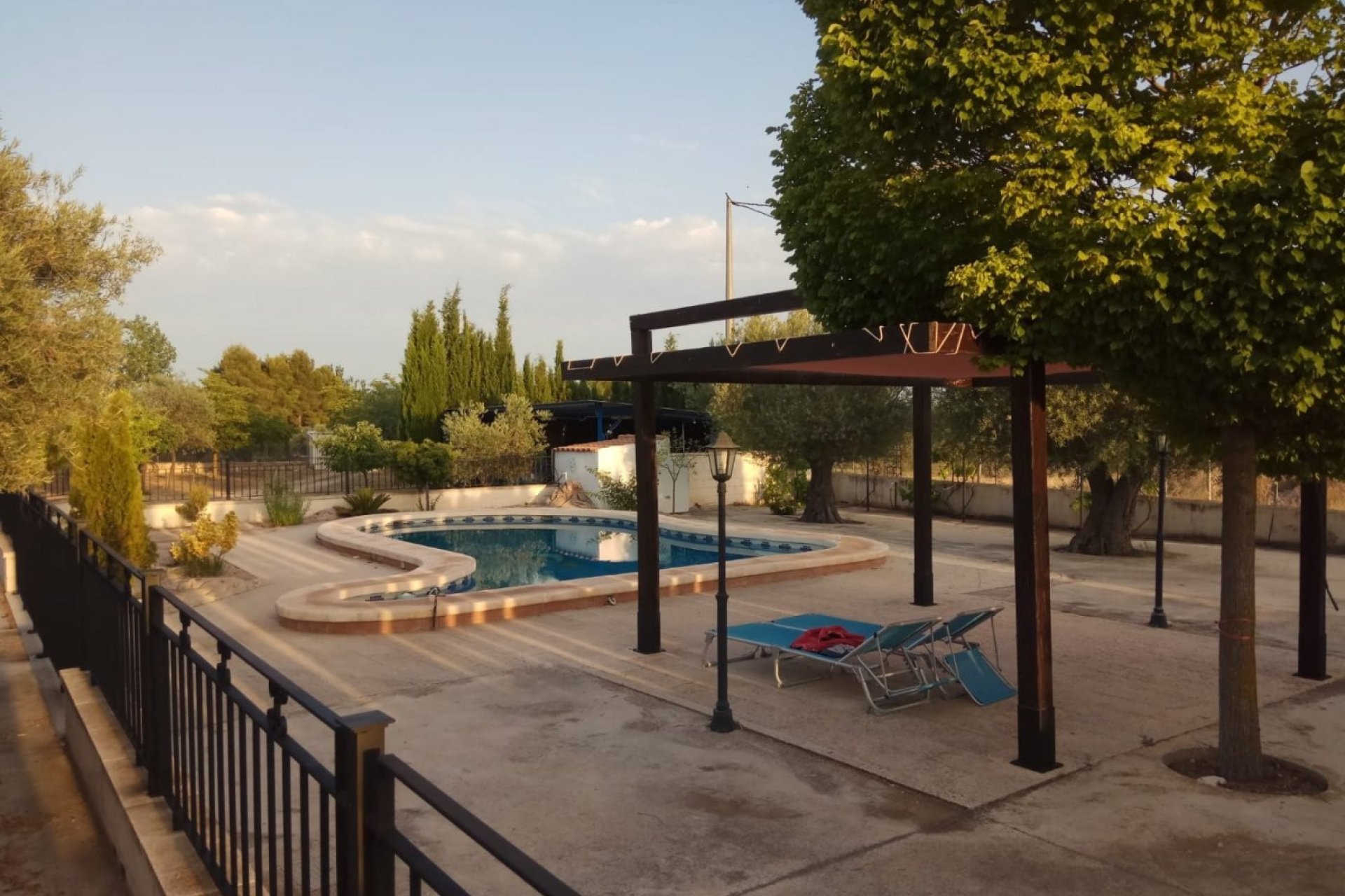 Herverkoop - Villa -
Yecla