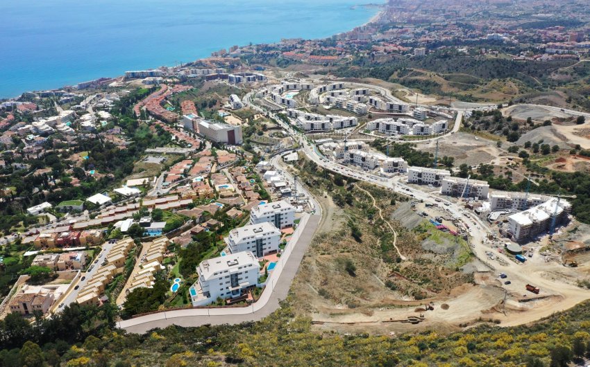 New Build - Apartment -
Fuengirola - Higueron