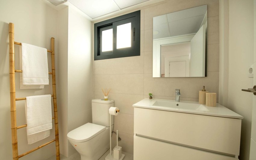 New Build - Bungalow -
Cox - San Fernando