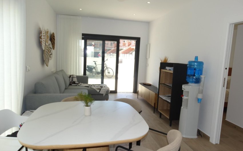 New Build - Bungalow -
Pilar de la Horadada - pueblo