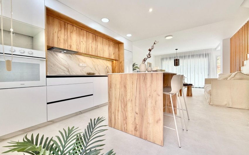 New Build - Town House -
Cox - San Fernando