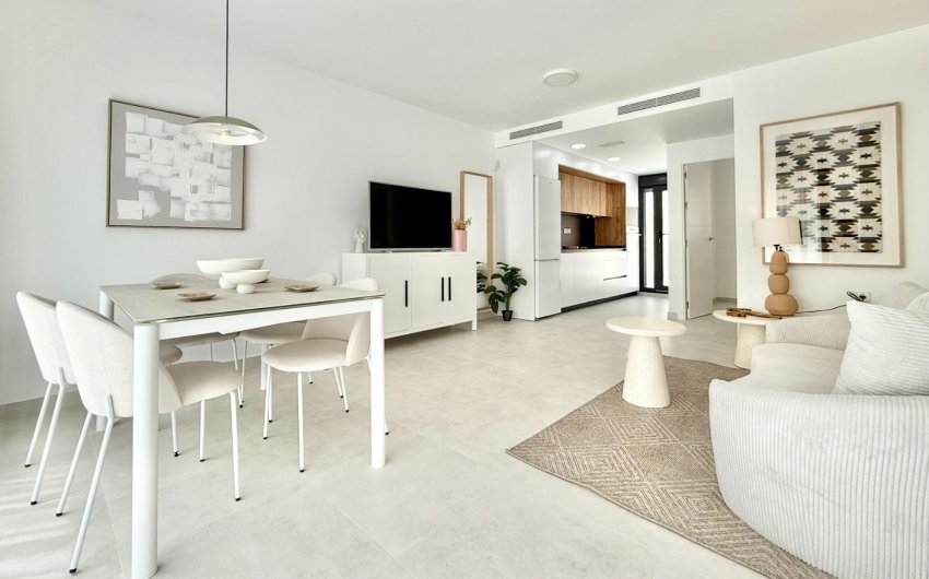 New Build - Town House -
Cox - San Fernando