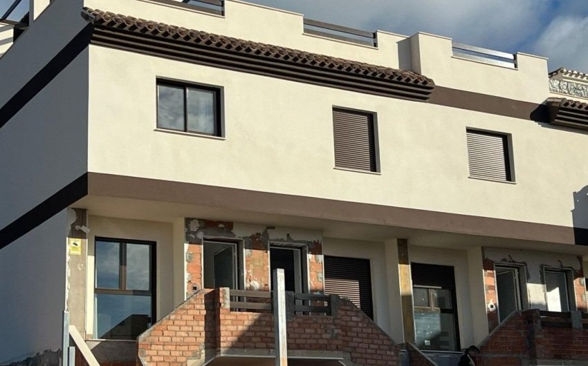 New Build - Town House -
La Union - centro
