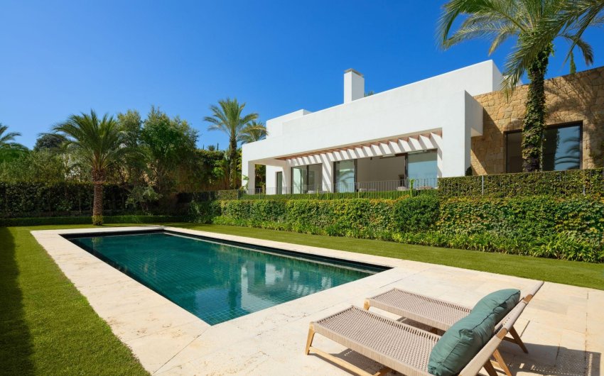 New Build - Villa -
Casares - Pedregales