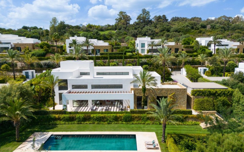 New Build - Villa -
Casares - Pedregales