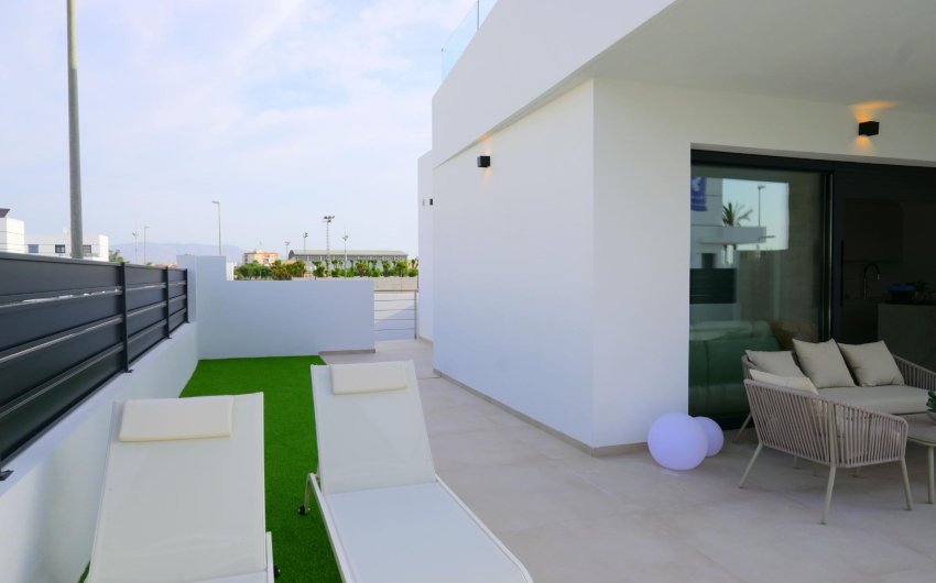New Build - Villa -
Dolores - polideportivo