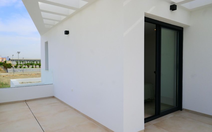 New Build - Villa -
Dolores - polideportivo