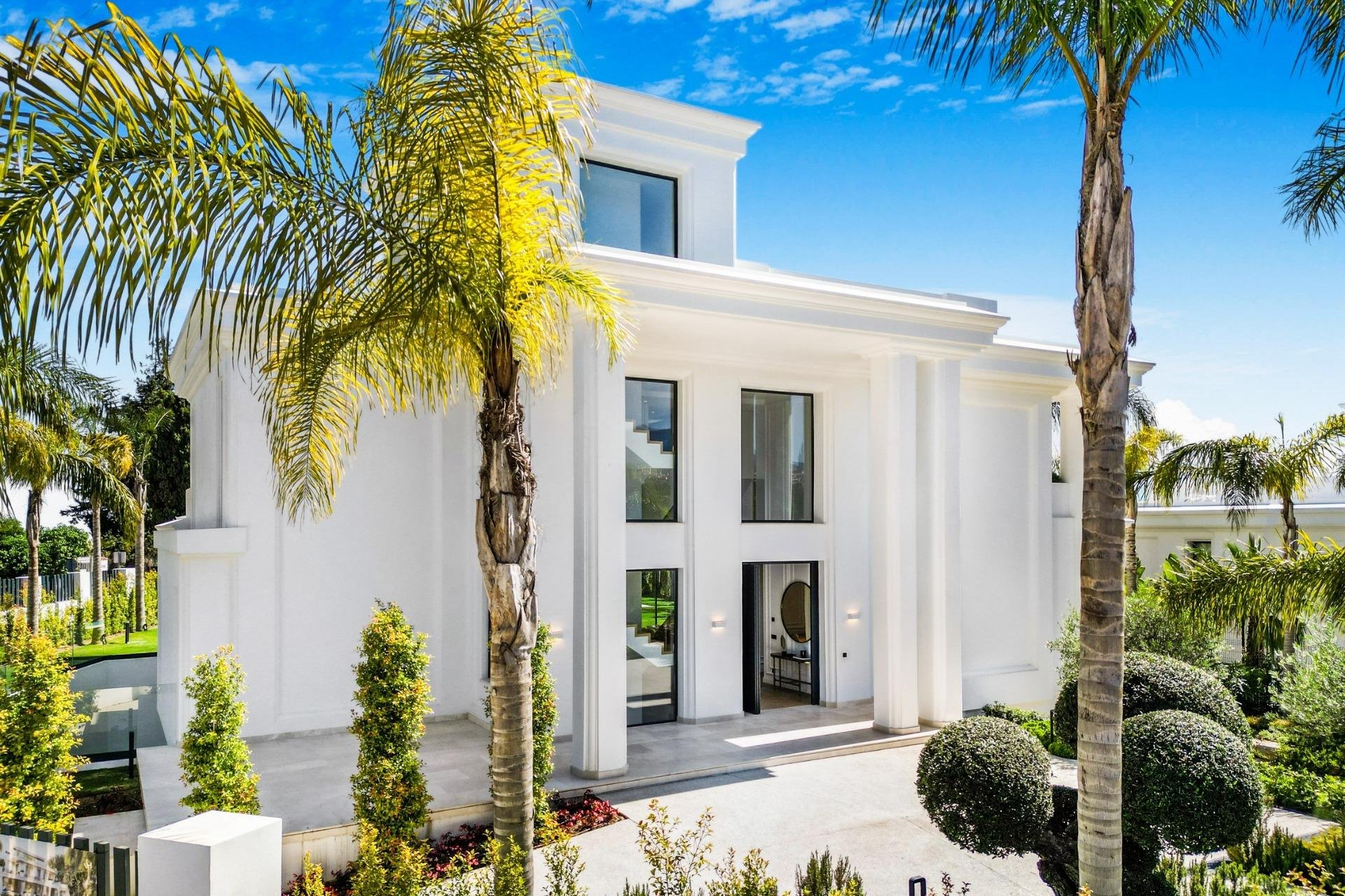 New Build - Villa -
Marbella - Lomas De Marbella Club