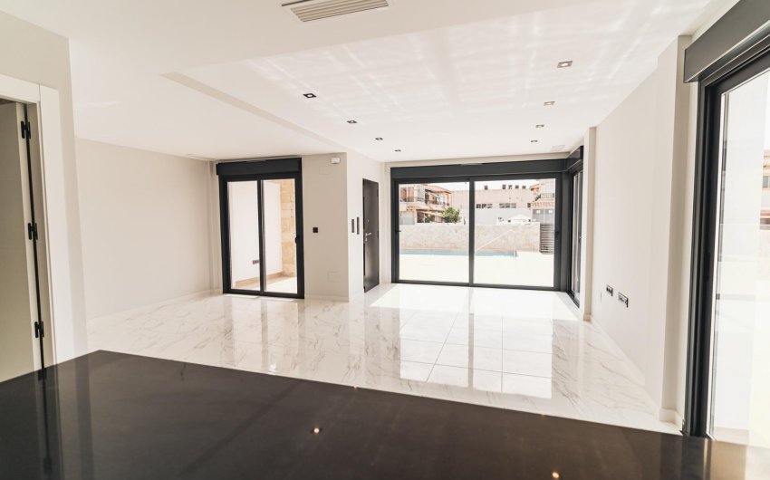 New Build - Villa -
Orihuela Costa - Punta Prima