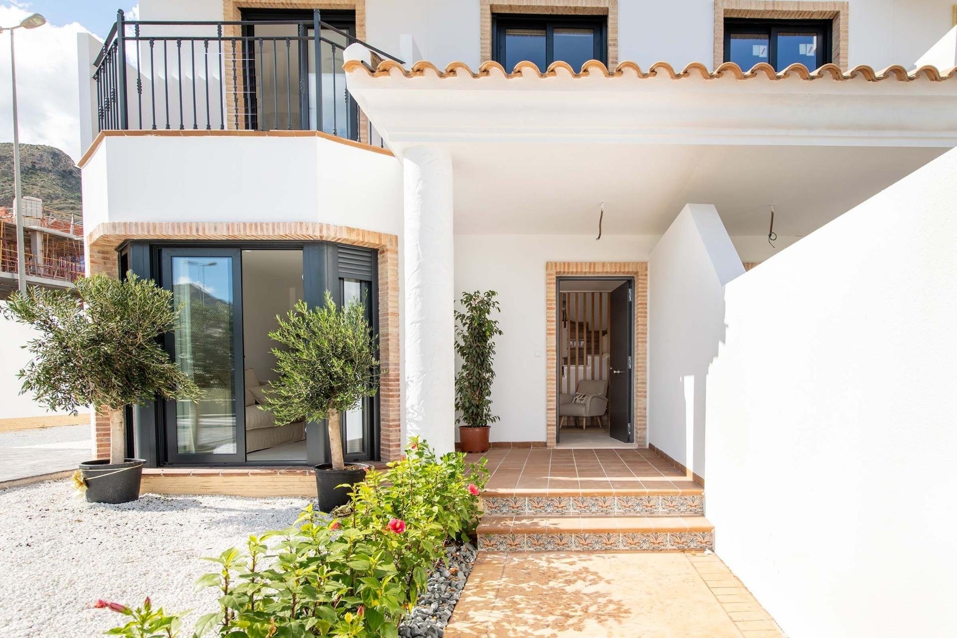 Nieuwbouw Woningen - Bungalow -
Cox - San Fernando