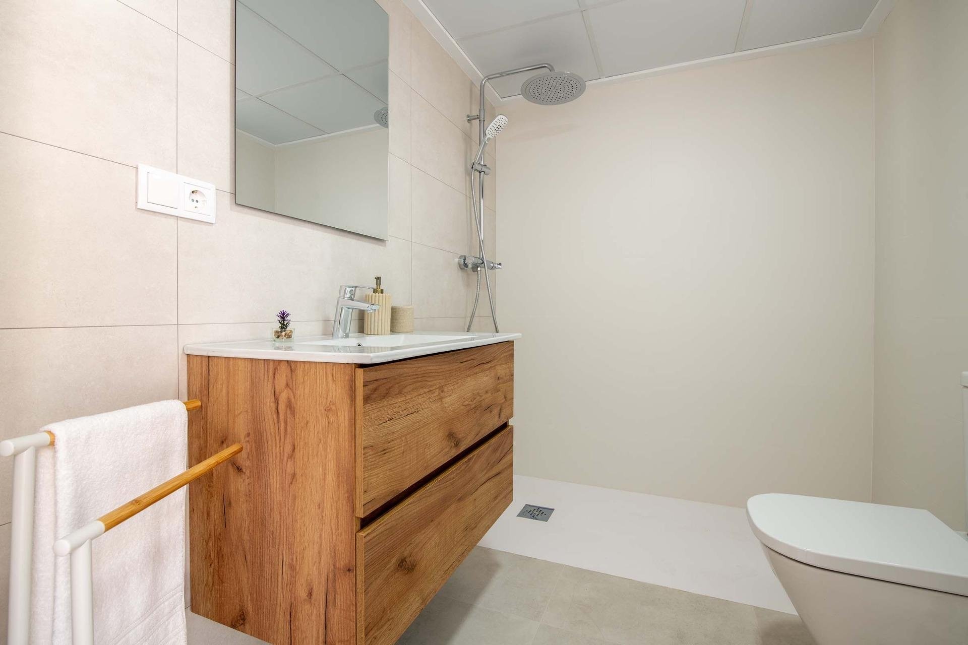Nieuwbouw Woningen - Bungalow -
Cox - San Fernando