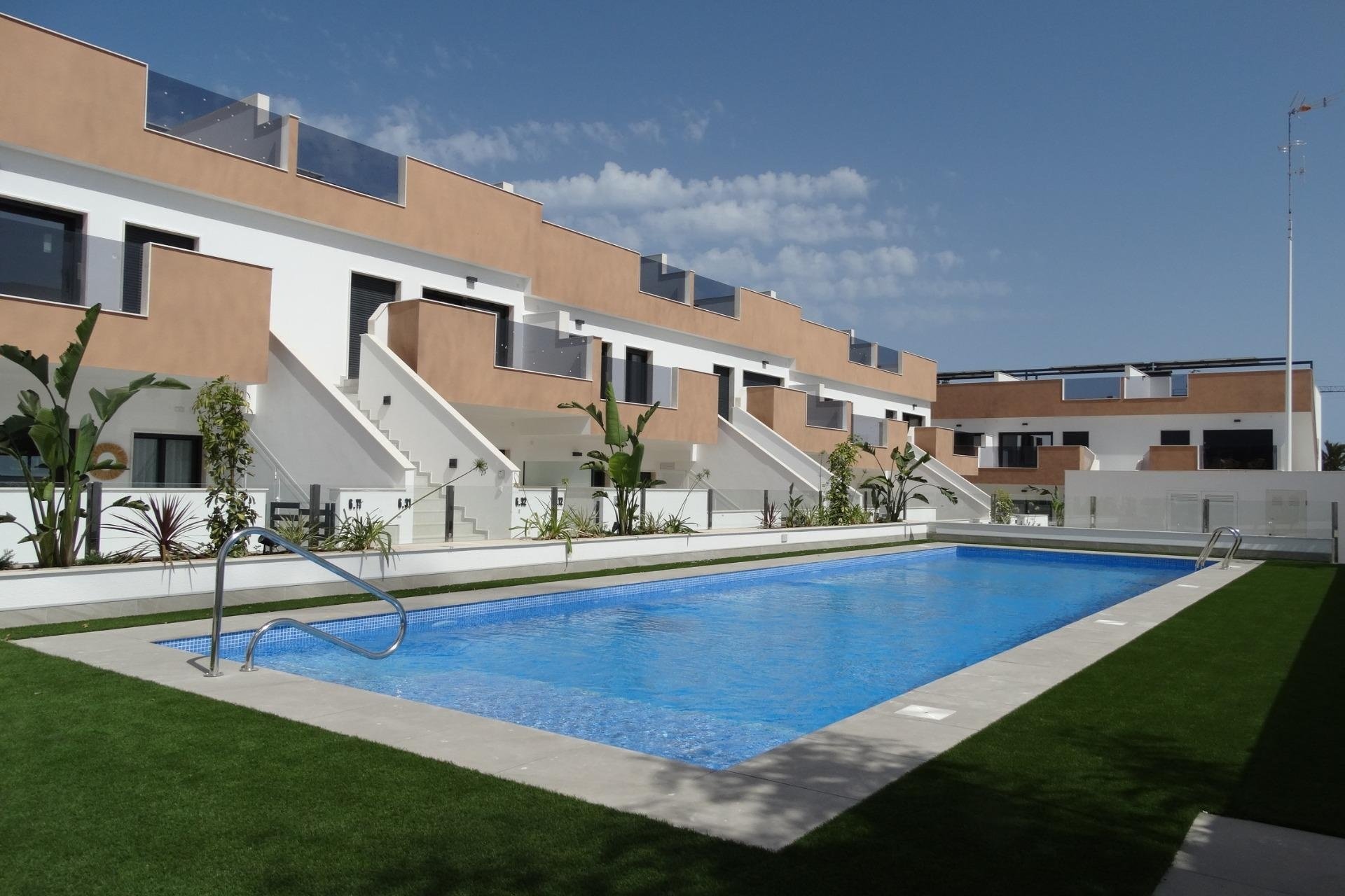 Nieuwbouw Woningen - Bungalow -
Pilar de la Horadada - pueblo
