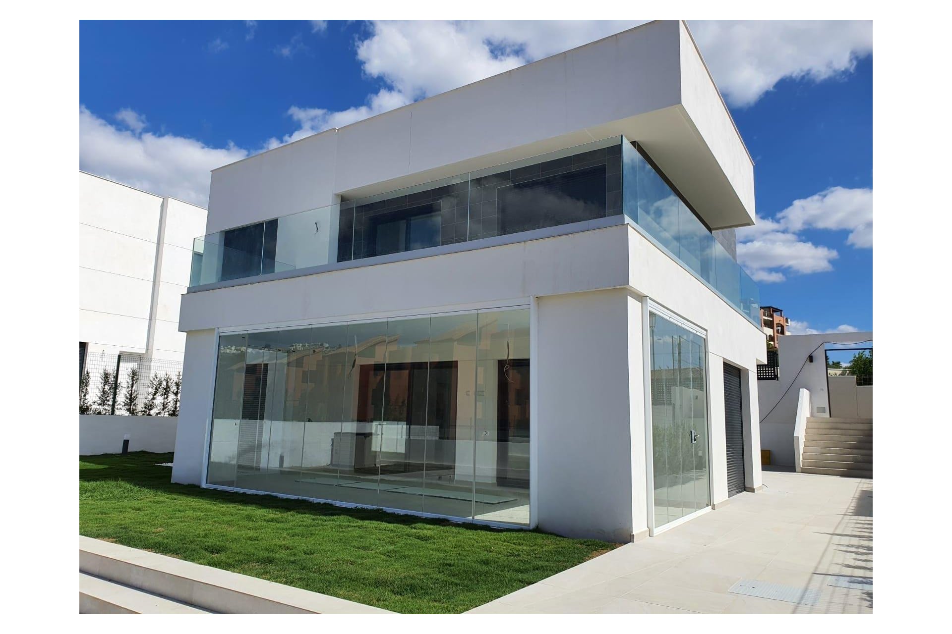 Nieuwbouw Woningen - Villa -
Manilva - La Duquesa