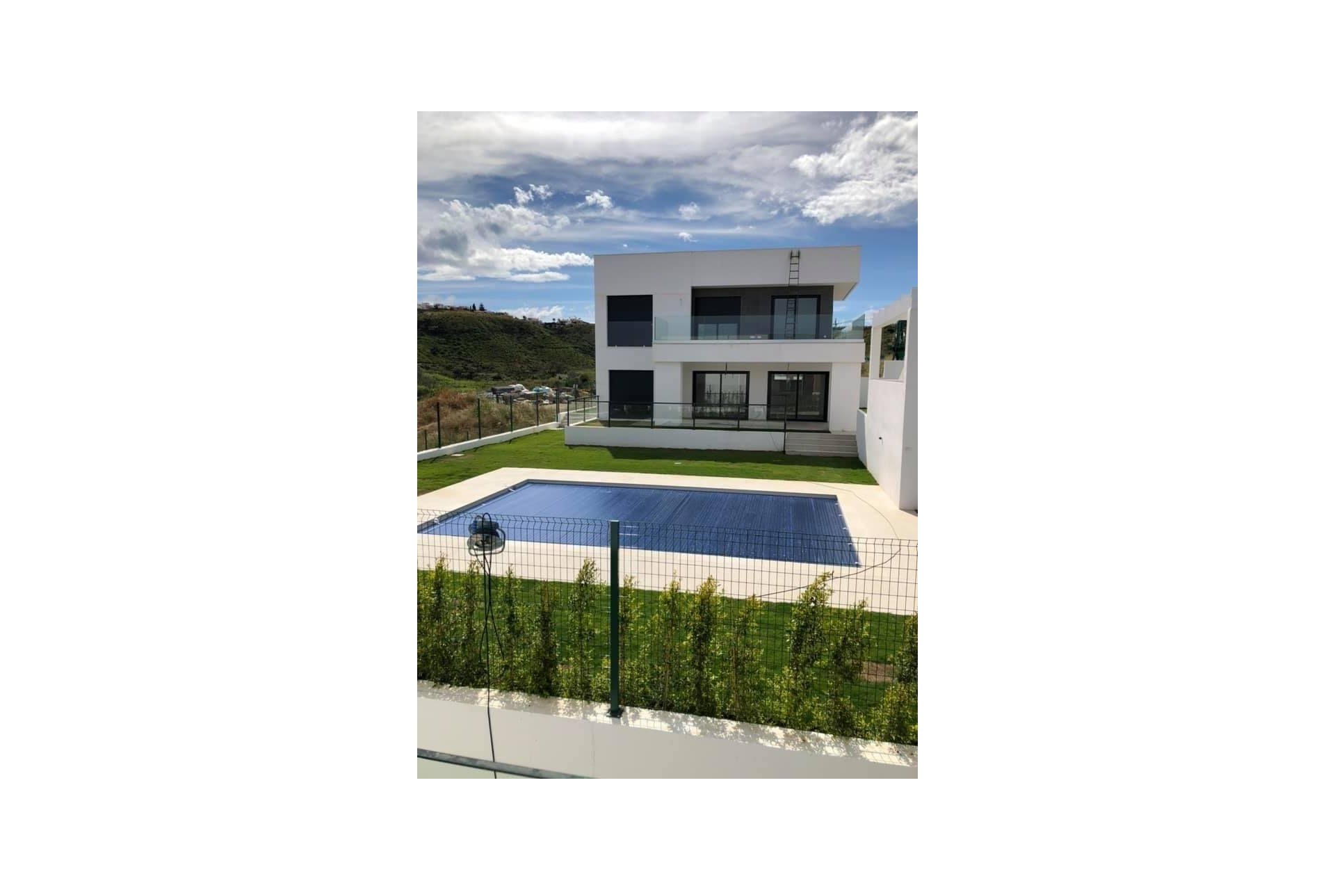 Nieuwbouw Woningen - Villa -
Manilva - La Duquesa