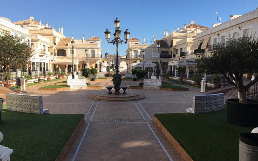 Nieuwbouw Woningen - Villa -
Pilar de la Horadada - pueblo