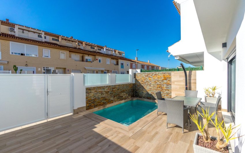 Nieuwbouw Woningen - Villa -
San Pedro del Pinatar - Polideportivo