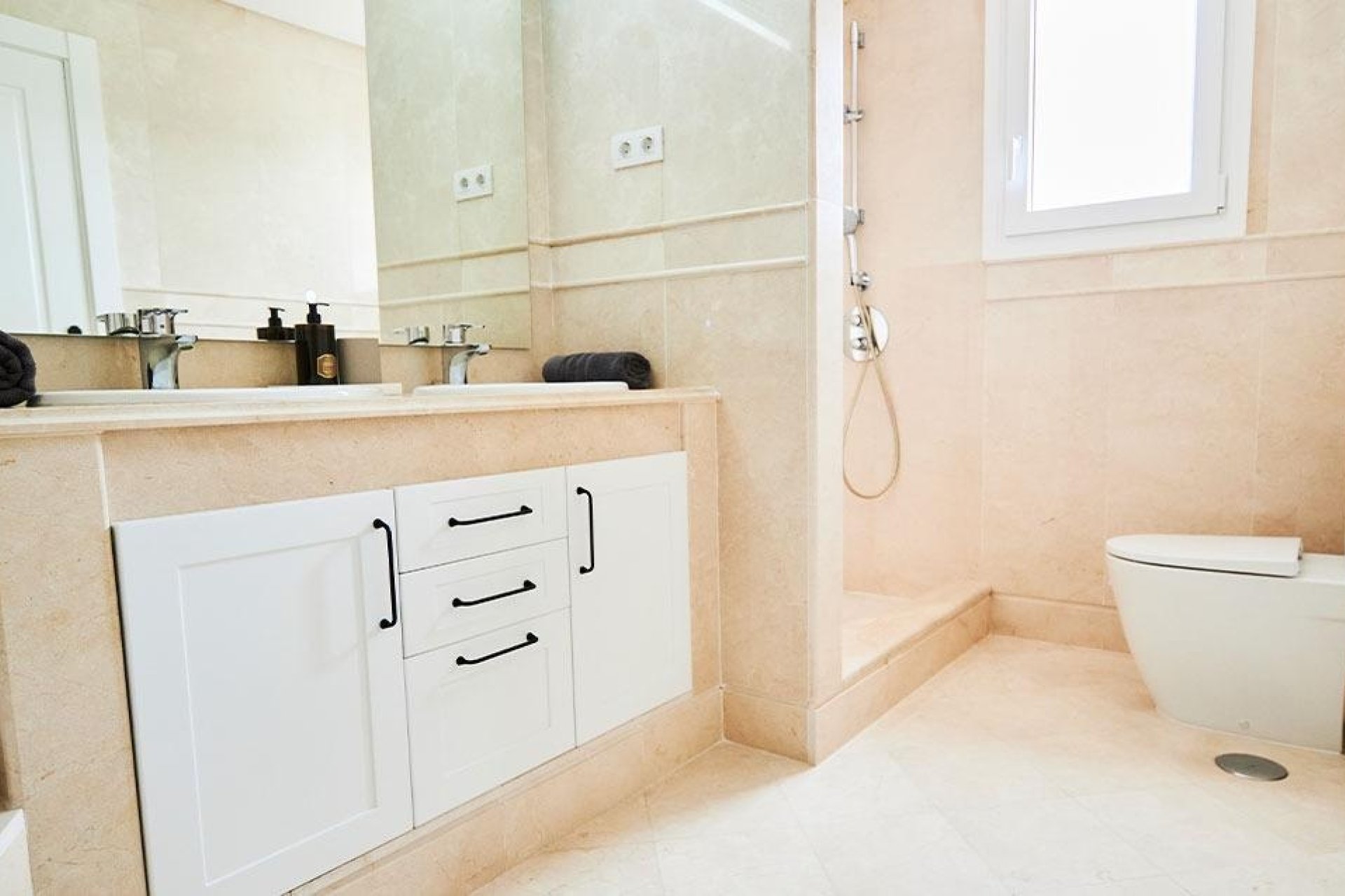 Nouvelle construction - Apartment -
Marbella - Nueva Andalucia