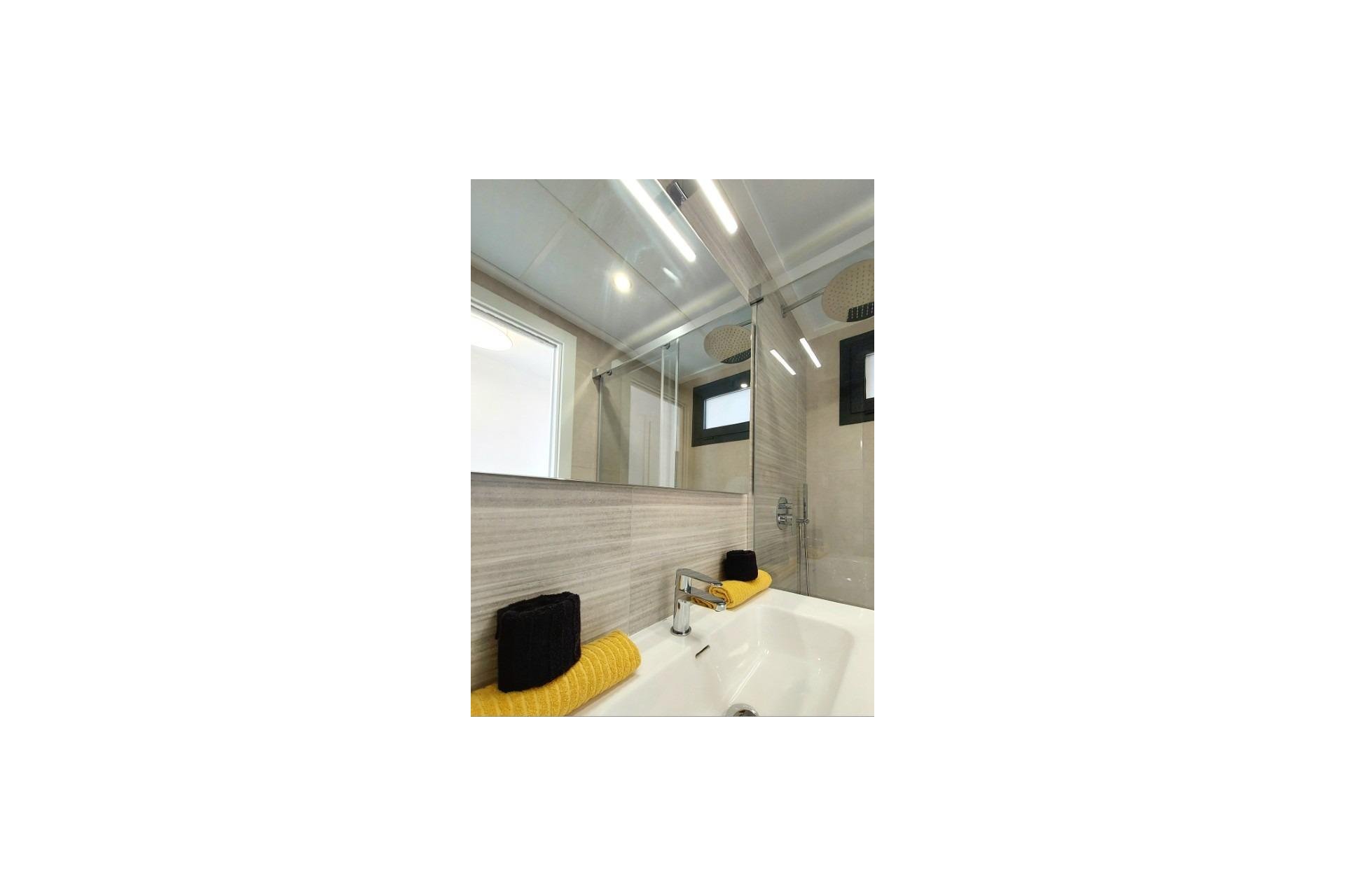 Nouvelle construction - Apartment -
San Miguel de Salinas - Pueblo