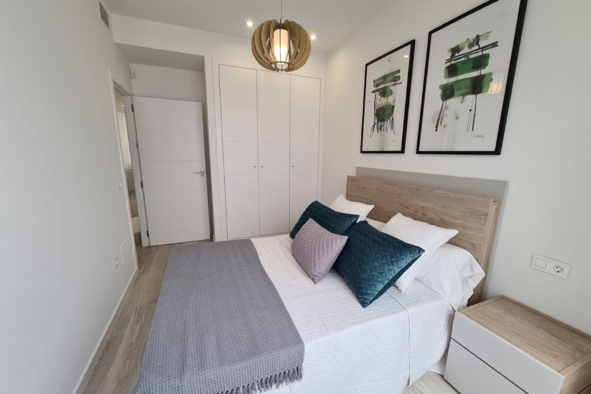 Nouvelle construction - Town House -
Avileses