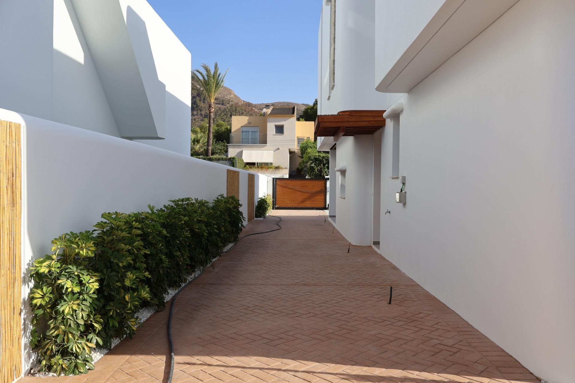 Nouvelle construction - Villa -
Alfas del Pí - El Albir