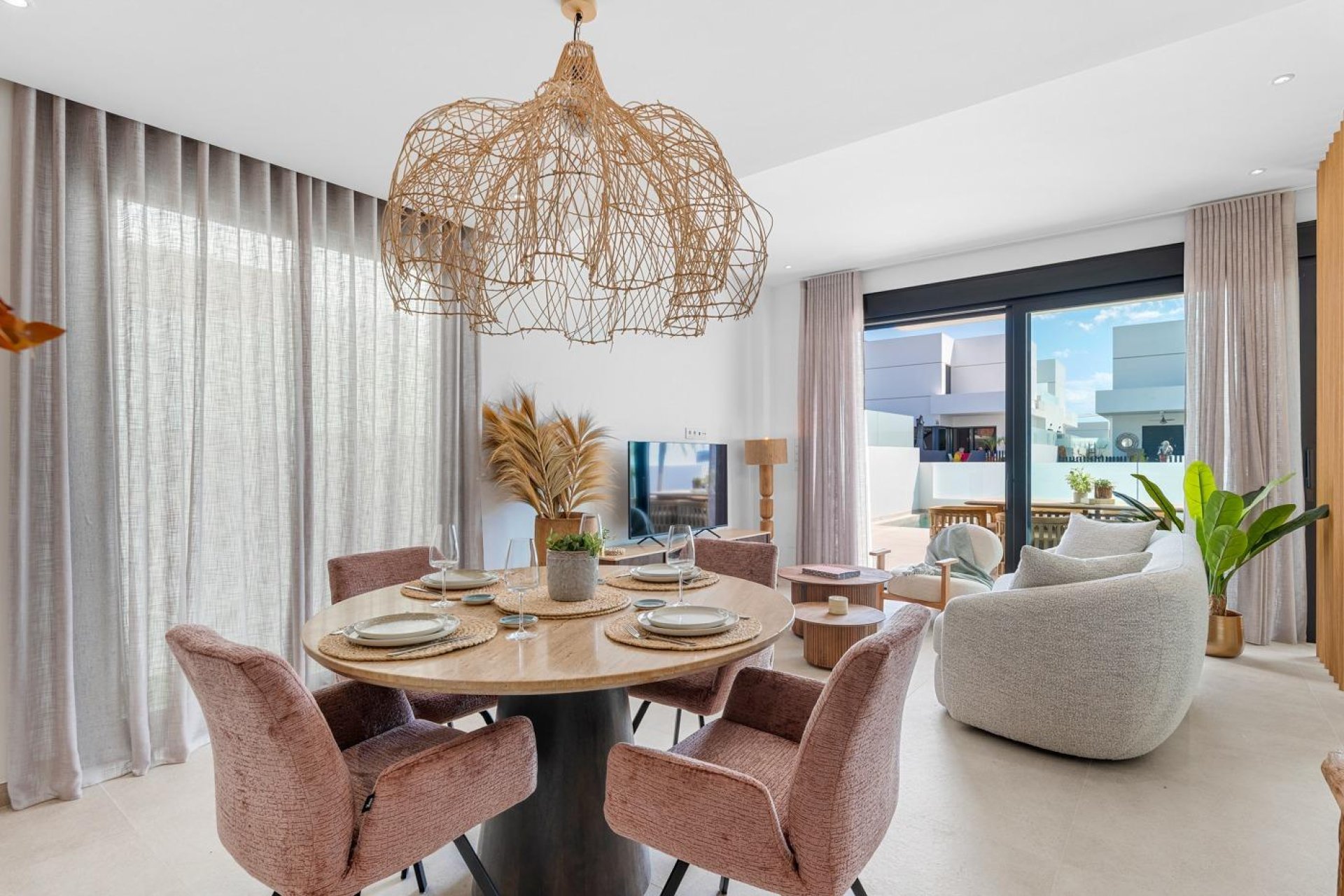 Nouvelle construction - Villa -
Dolores - Sector 3