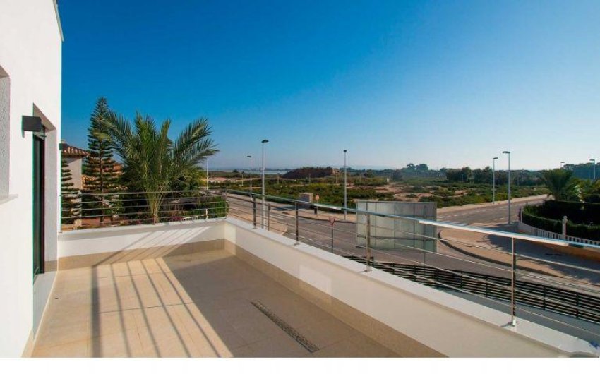 Nouvelle construction - Villa -
La Marina - La Marina / El Pinet