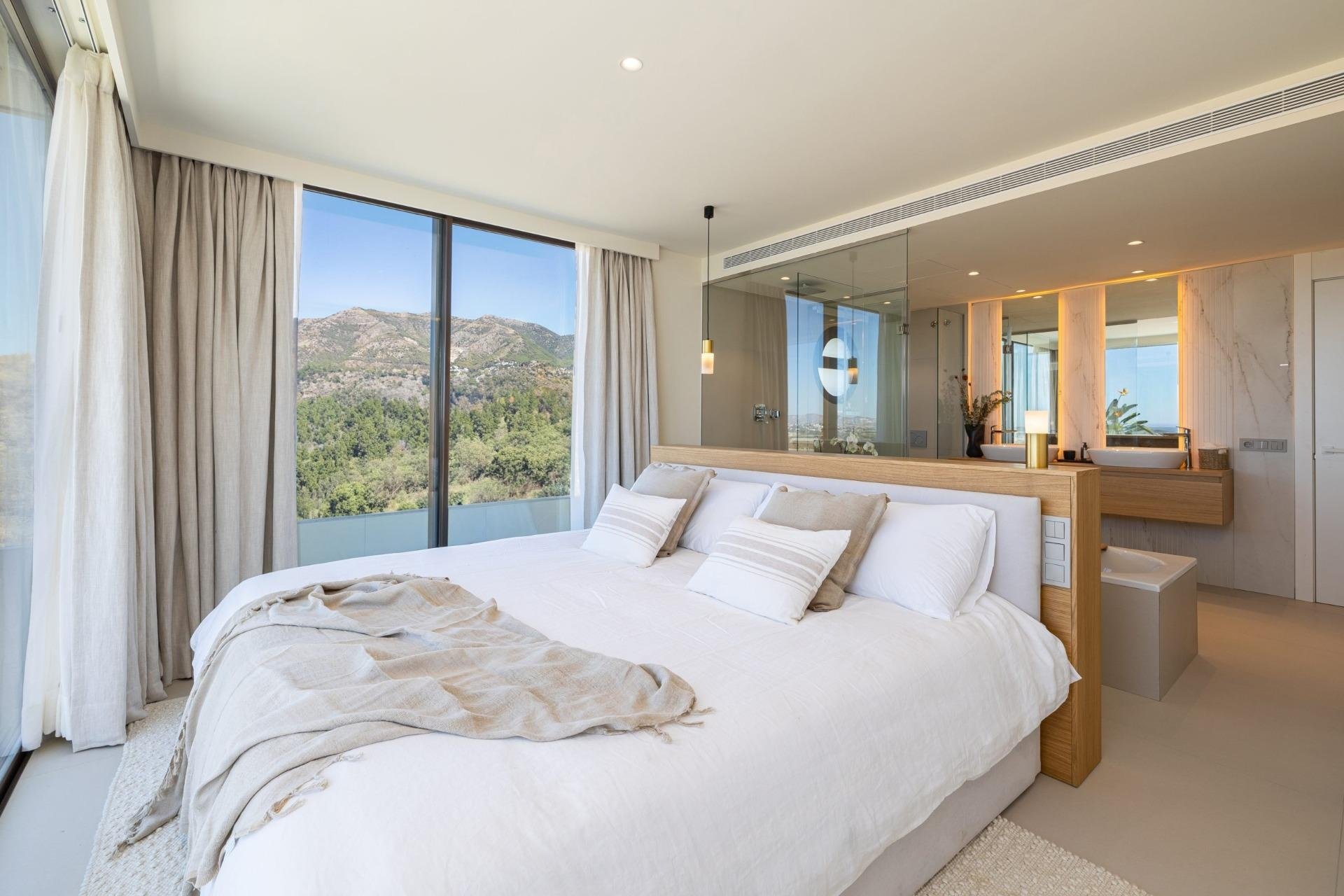 Obra nueva - Apartment -
Fuengirola - Higueron