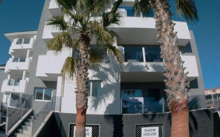 Obra nueva - Apartment -
Orihuela Costa - Las Filipinas