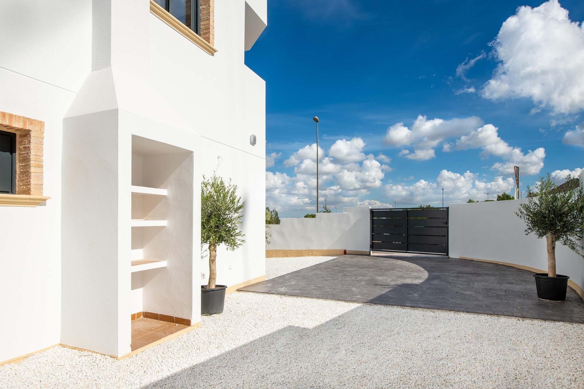 Obra nueva - Bungalow -
Cox - San Fernando