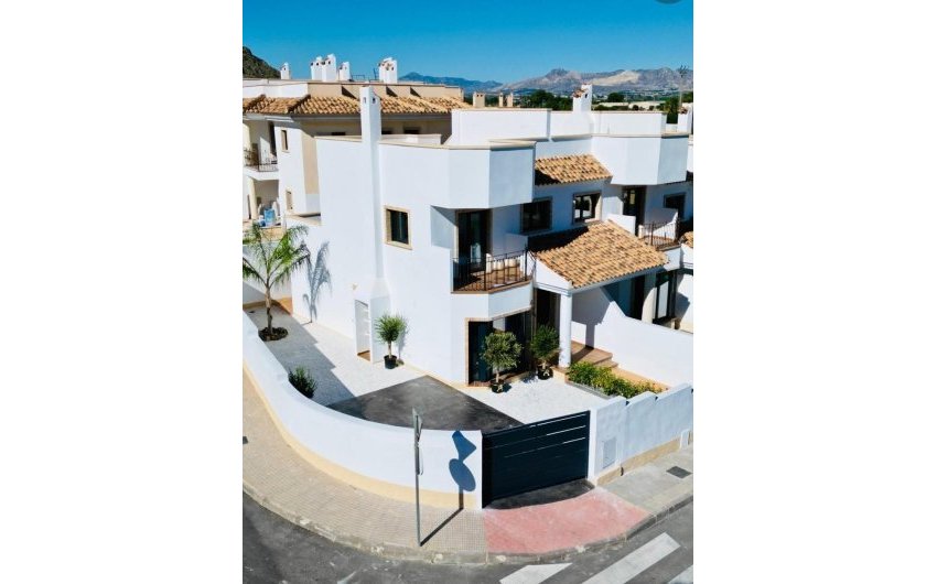 Obra nueva - Bungalow -
Cox - San Fernando