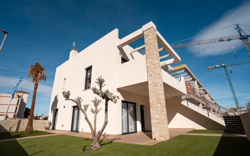 Obra nueva - Bungalow -
Pilar de la Horadada - pueblo