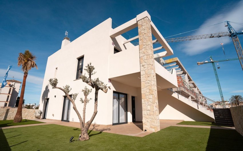 Obra nueva - Bungalow -
Pilar de la Horadada - pueblo