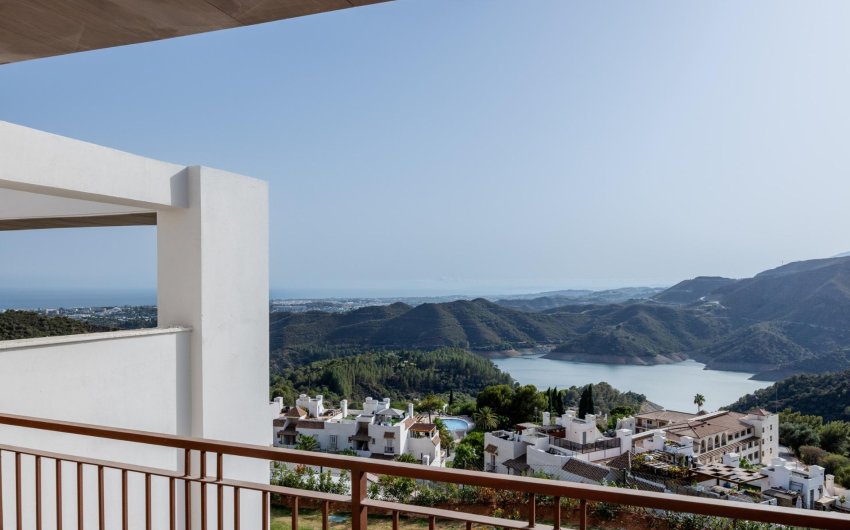 Obra nueva - Town House -
Istán - Cerros De Los Lagos