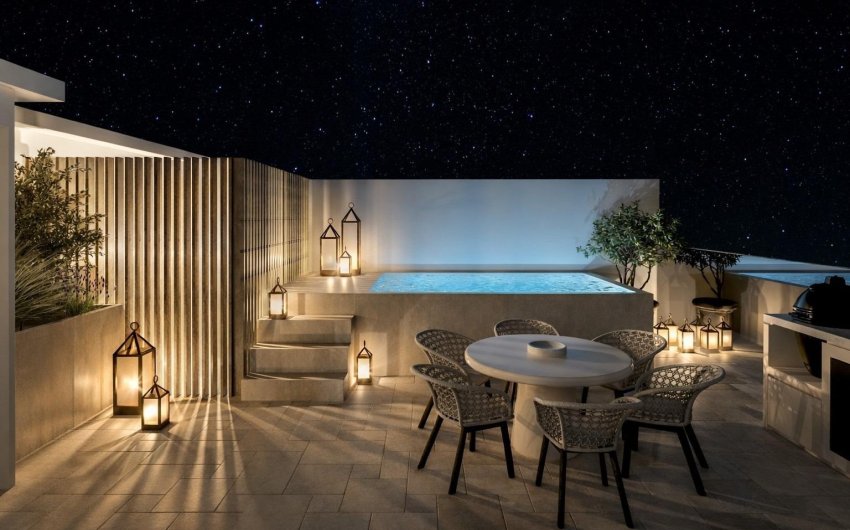 Obra nueva - Town House -
Monda - Guaro