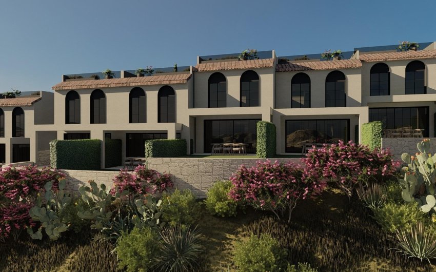 Obra nueva - Town House -
Monda - Guaro